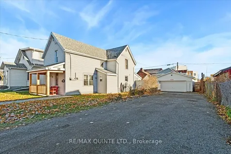 15 Gordon Street Belleville ON K8P 3E4