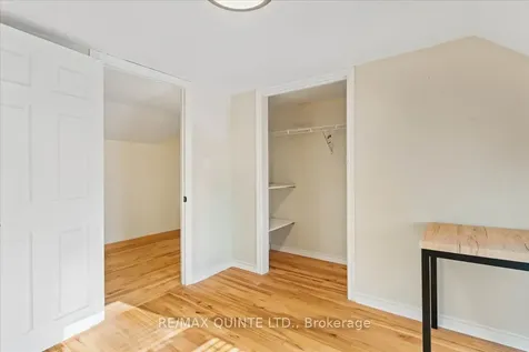 15 Gordon Street Belleville ON K8P 3E4