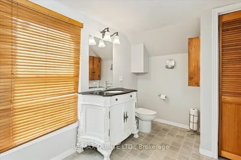 15 Gordon Street Belleville ON K8P 3E4