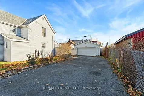 15 Gordon Street Belleville ON K8P 3E4
