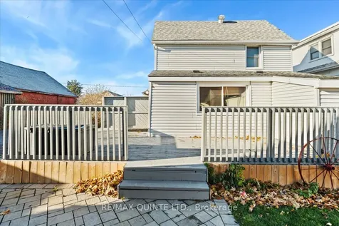 15 Gordon Street Belleville ON K8P 3E4