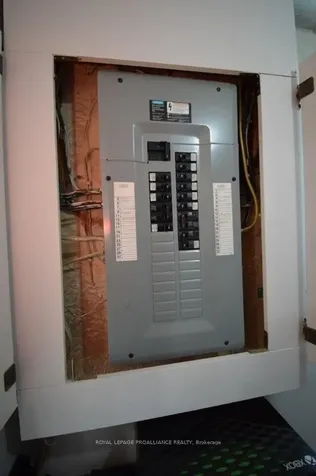 206 College Street E Belleville ON K8N 2V7