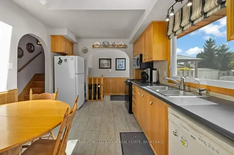 38 Thorncliffe Drive Belleville ON K8P 4L4