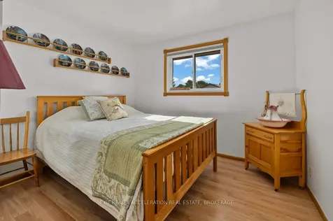 38 Thorncliffe Drive Belleville ON K8P 4L4