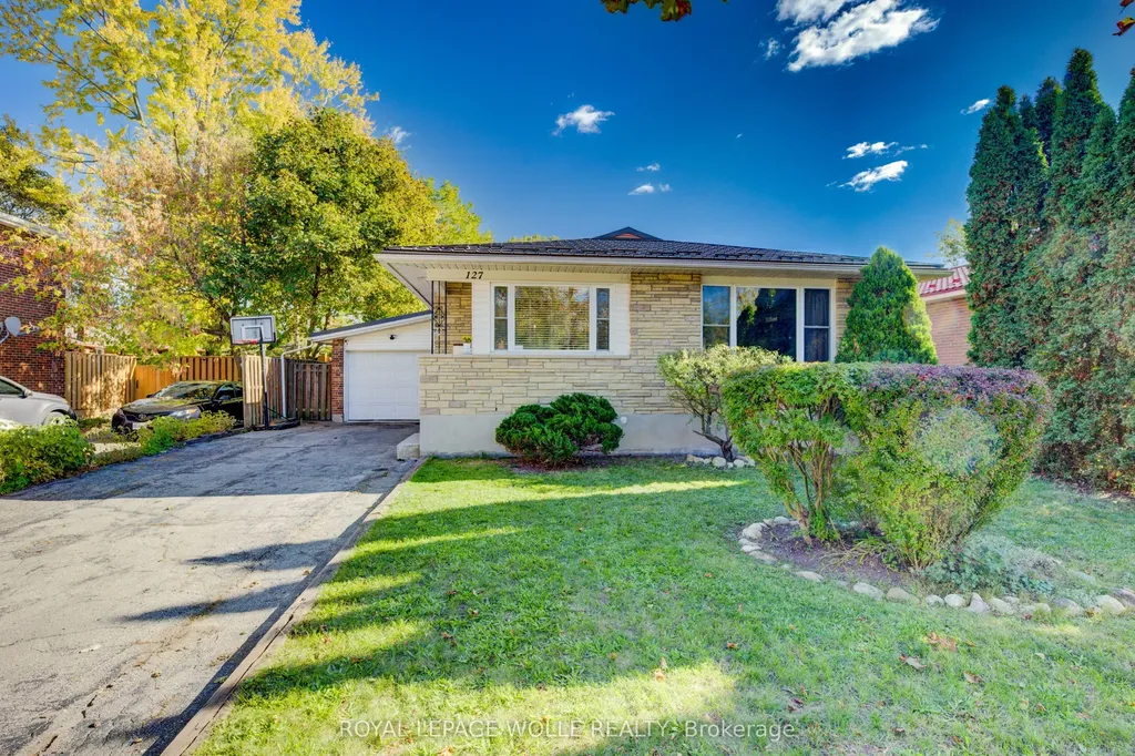 127 Jansen Avenue Kitchener ON N2A 2L8