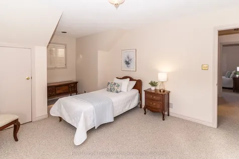 107 Milton Street Bracebridge ON P1L 2G4