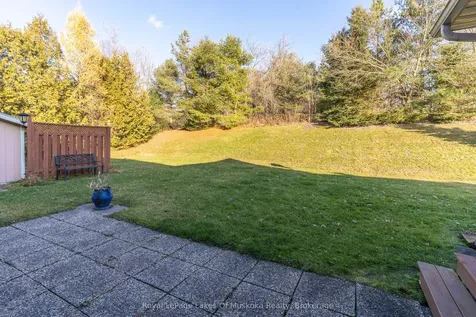 107 Milton Street Bracebridge ON P1L 2G4