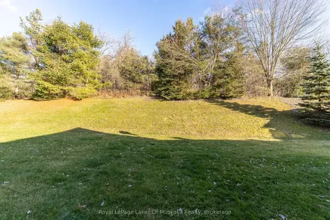 107 Milton Street Bracebridge ON P1L 2G4