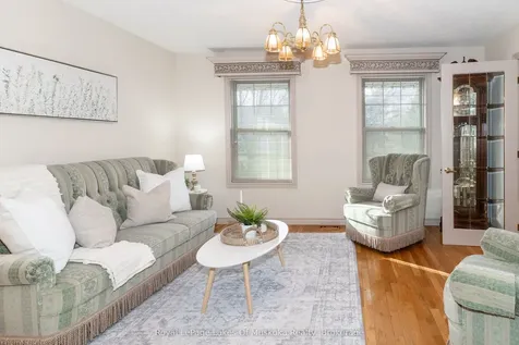 107 Milton Street Bracebridge ON P1L 2G4