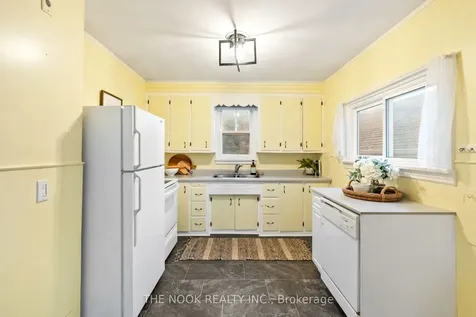 10 Meyers Street Belleville ON K8N 2N6