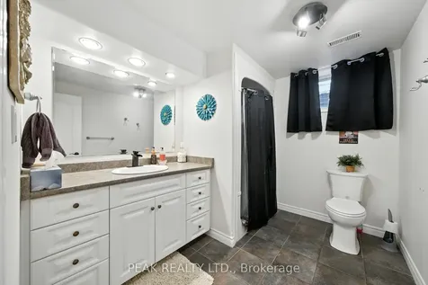 28 Macpherson Drive Brant ON N3L 4C6