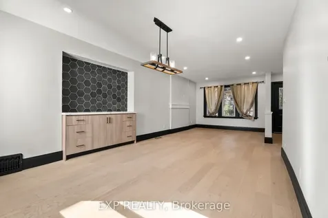 105 Rothsay Avenue Hamilton ON L8M 3G3