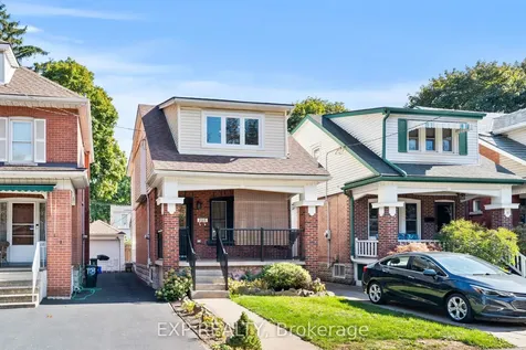 105 Rothsay Avenue Hamilton ON L8M 3G3