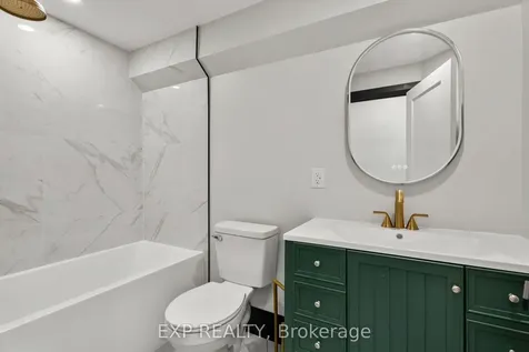 105 Rothsay Avenue Hamilton ON L8M 3G3