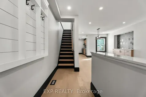 105 Rothsay Avenue Hamilton ON L8M 3G3