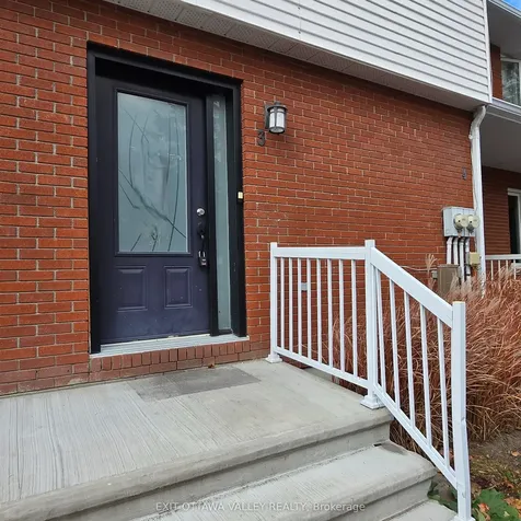 10 Charles Street Arnprior ON K7S 1A7