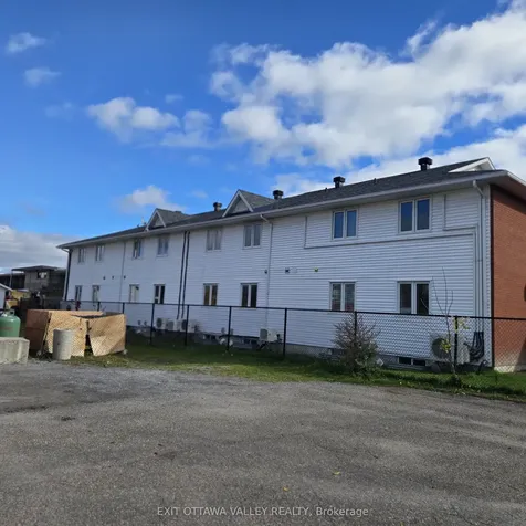 10 Charles Street Arnprior ON K7S 1A7