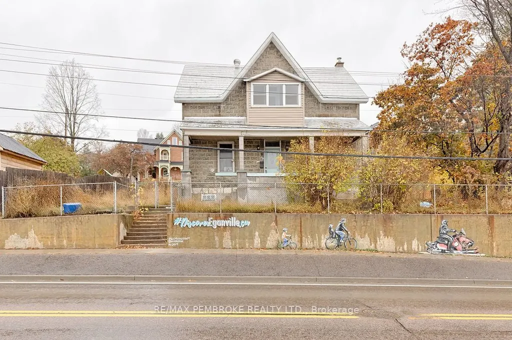 131 Bonnechere Street W Bonnechere Valley ON K0J 1T0