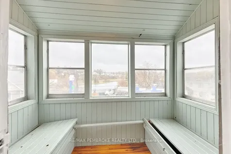 131 Bonnechere Street W Bonnechere Valley ON K0J 1T0