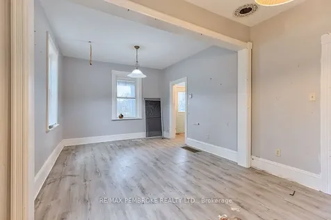 131 Bonnechere Street W Bonnechere Valley ON K0J 1T0