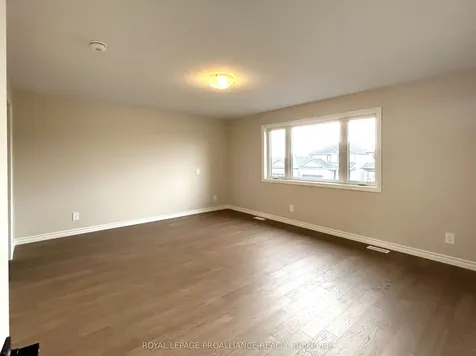 16 Peace River Street Belleville ON K8N 0V6