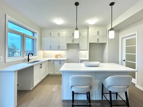 16 Peace River Street Belleville ON K8N 0V6