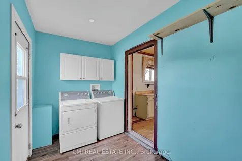 27 Wellington Street Asphodel-norwood ON K0L 2V0