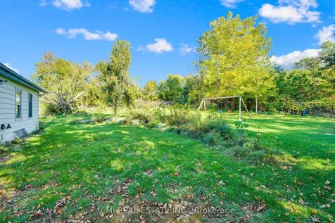 27 Wellington Street Asphodel-norwood ON K0L 2V0