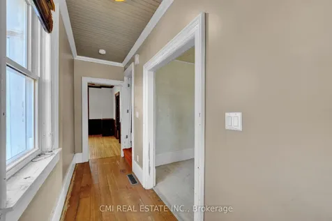 27 Wellington Street Asphodel-norwood ON K0L 2V0