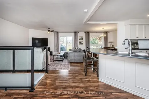 15 James Street Amaranth ON L9W 3Z1