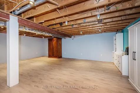 15 James Street Amaranth ON L9W 3Z1