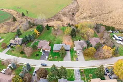 15 James Street Amaranth ON L9W 3Z1