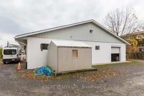 112 College Street W Belleville ON K8P 2G5
