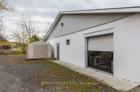 112 College Street W Belleville ON K8P 2G5