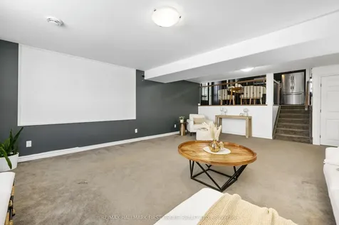 10 Walnut Crescent Belleville ON K8N 0E3