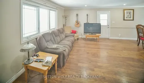 1920 Melwood Road Adelaide Metcalfe ON N7G 3H5