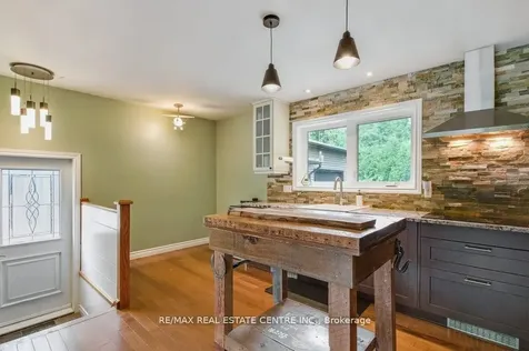 112 York Street Guelph/eramosa ON N0B 1P0