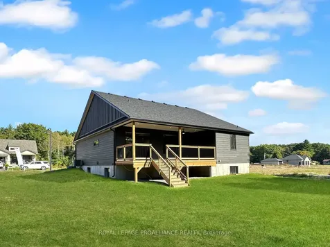 37 Deerview Drive Quinte West ON K8V 5P4