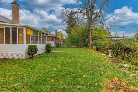 835 Barnardo Avenue Peterborough ON K9H 5W1