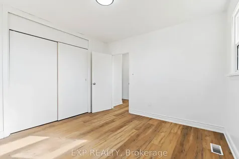 16 Valleyview Crescent Belleville ON K8P 3G1