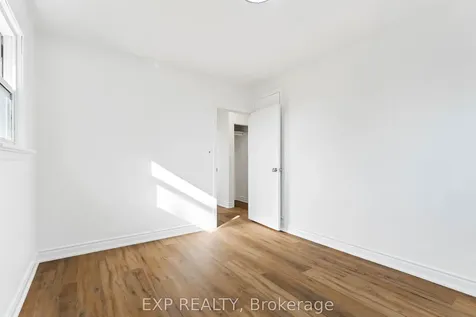 16 Valleyview Crescent Belleville ON K8P 3G1