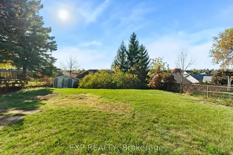 16 Valleyview Crescent Belleville ON K8P 3G1