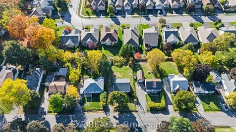 16 Valleyview Crescent Belleville ON K8P 3G1