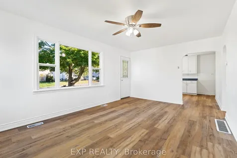 16 Valleyview Crescent Belleville ON K8P 3G1