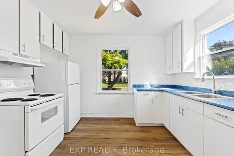 16 Valleyview Crescent Belleville ON K8P 3G1