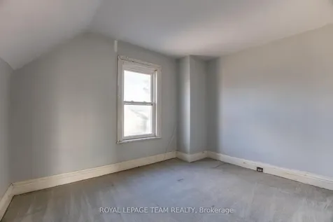 31 Daniel Street N Arnprior ON K7S 2K6