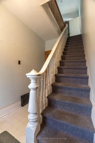 31 Daniel Street N Arnprior ON K7S 2K6