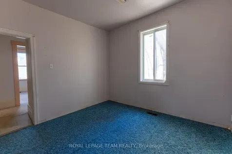 31 Daniel Street N Arnprior ON K7S 2K6