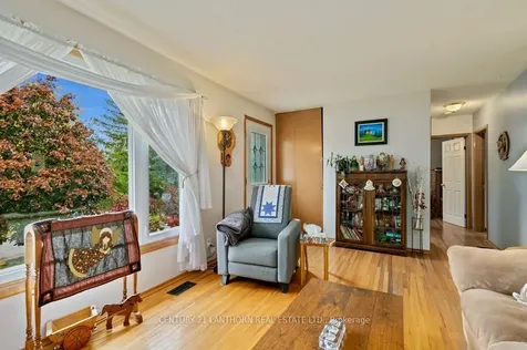 4 Highview Crescent Belleville ON K8P 3G4