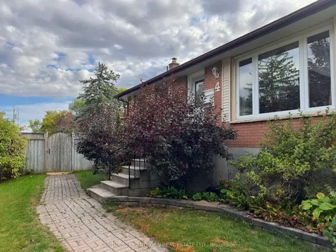 4 Highview Crescent Belleville ON K8P 3G4